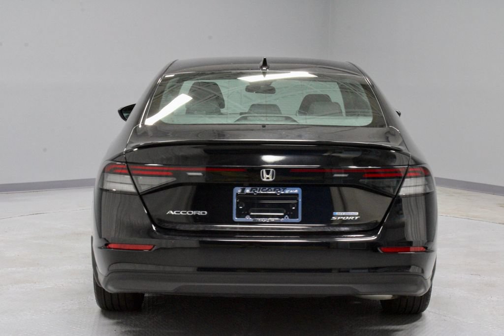 Used 2023 Honda Accord Sport image 9