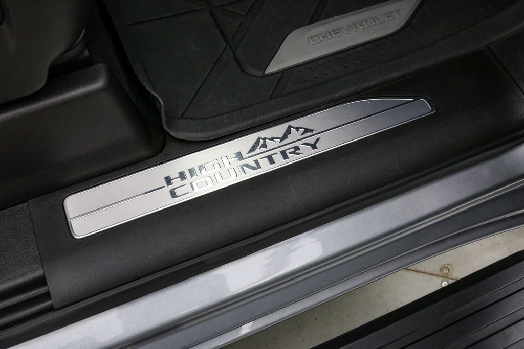 Used 2024 Chevrolet Silverado 1500 High Country w/ High Country Premium Package image 25