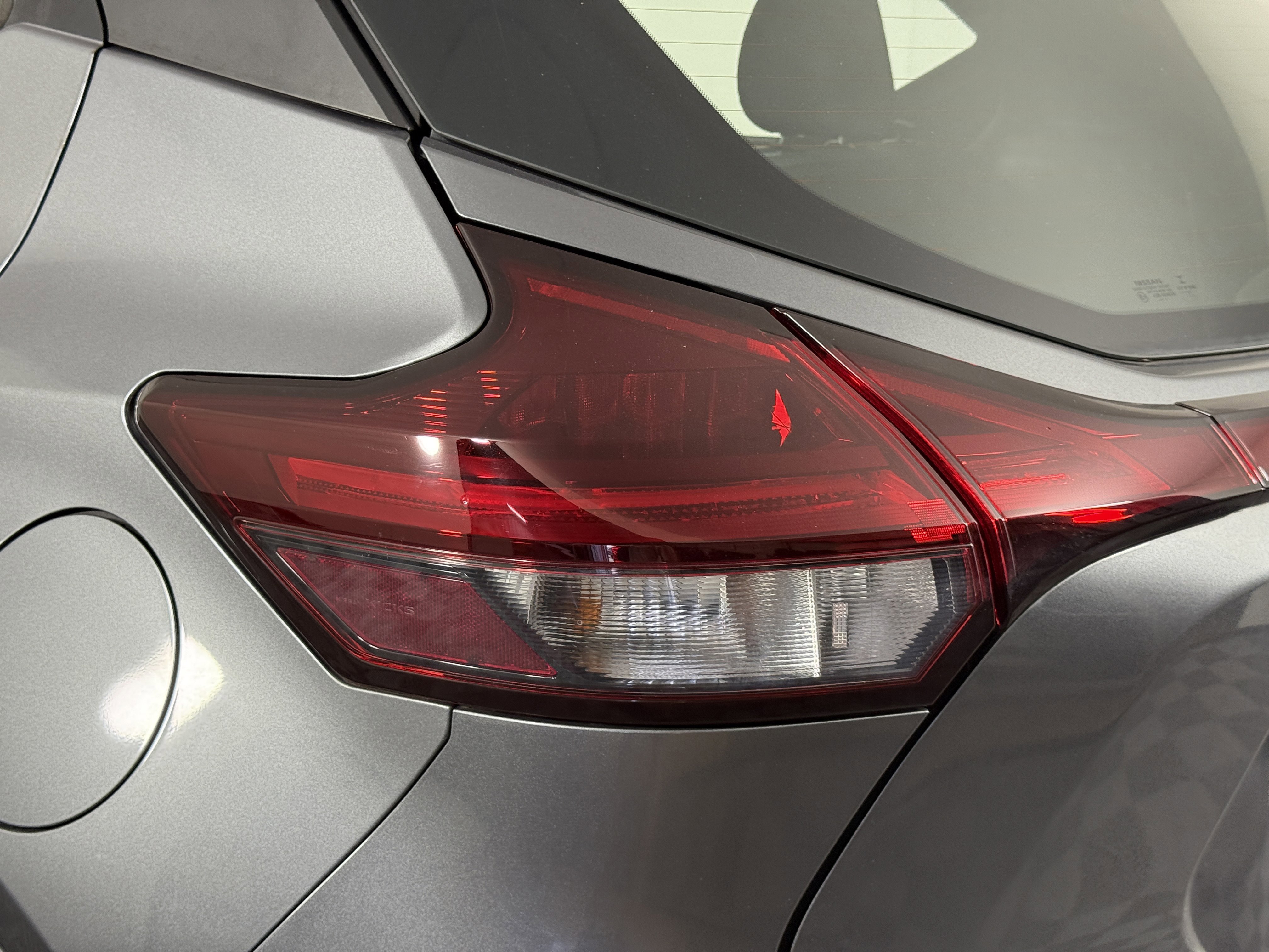 Used 2021 Nissan Kicks SR w/ Interior Electronics Package image 8