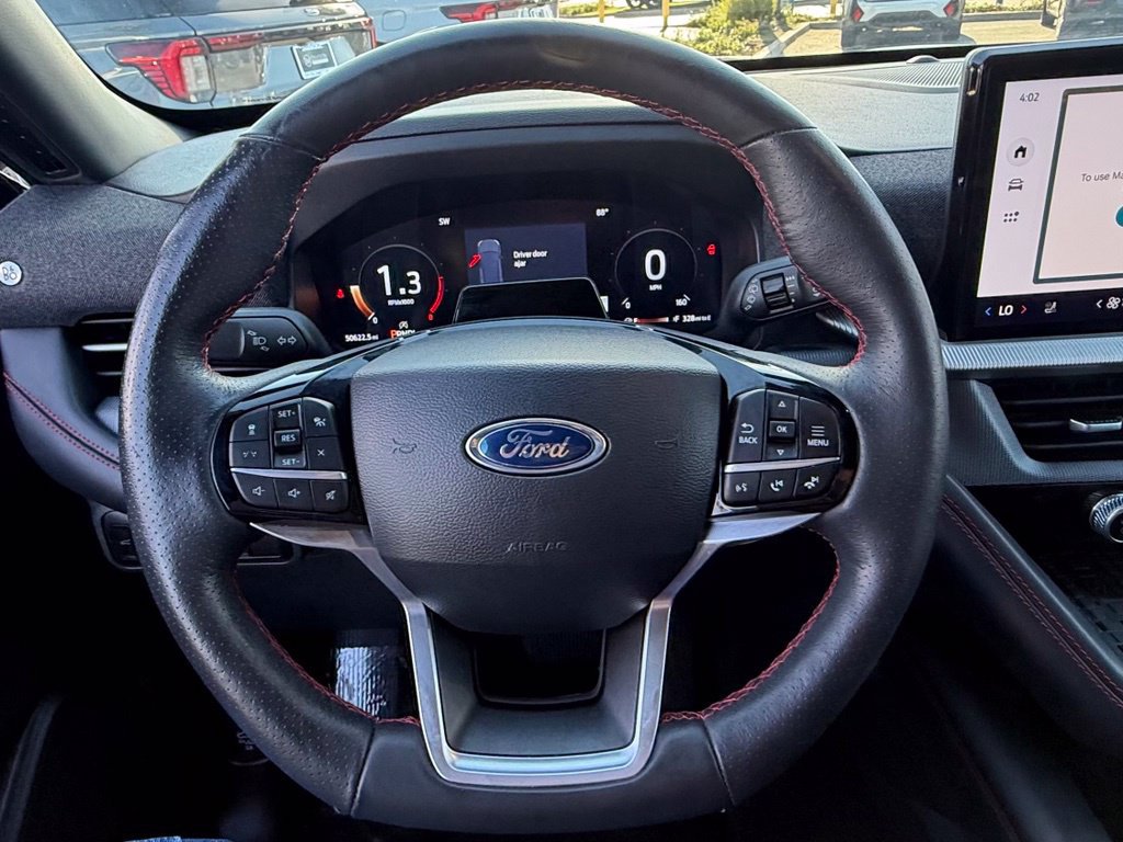 Certified 2025 Ford Explorer ST-Line w/ Premium Package RWD image 20