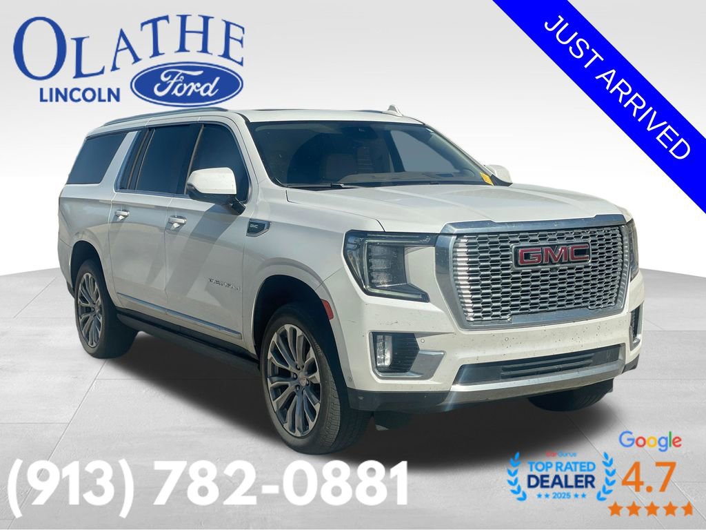 Used 2023 GMC Yukon XL Denali w/ Denali Reserve Package AWD/4WD image 2