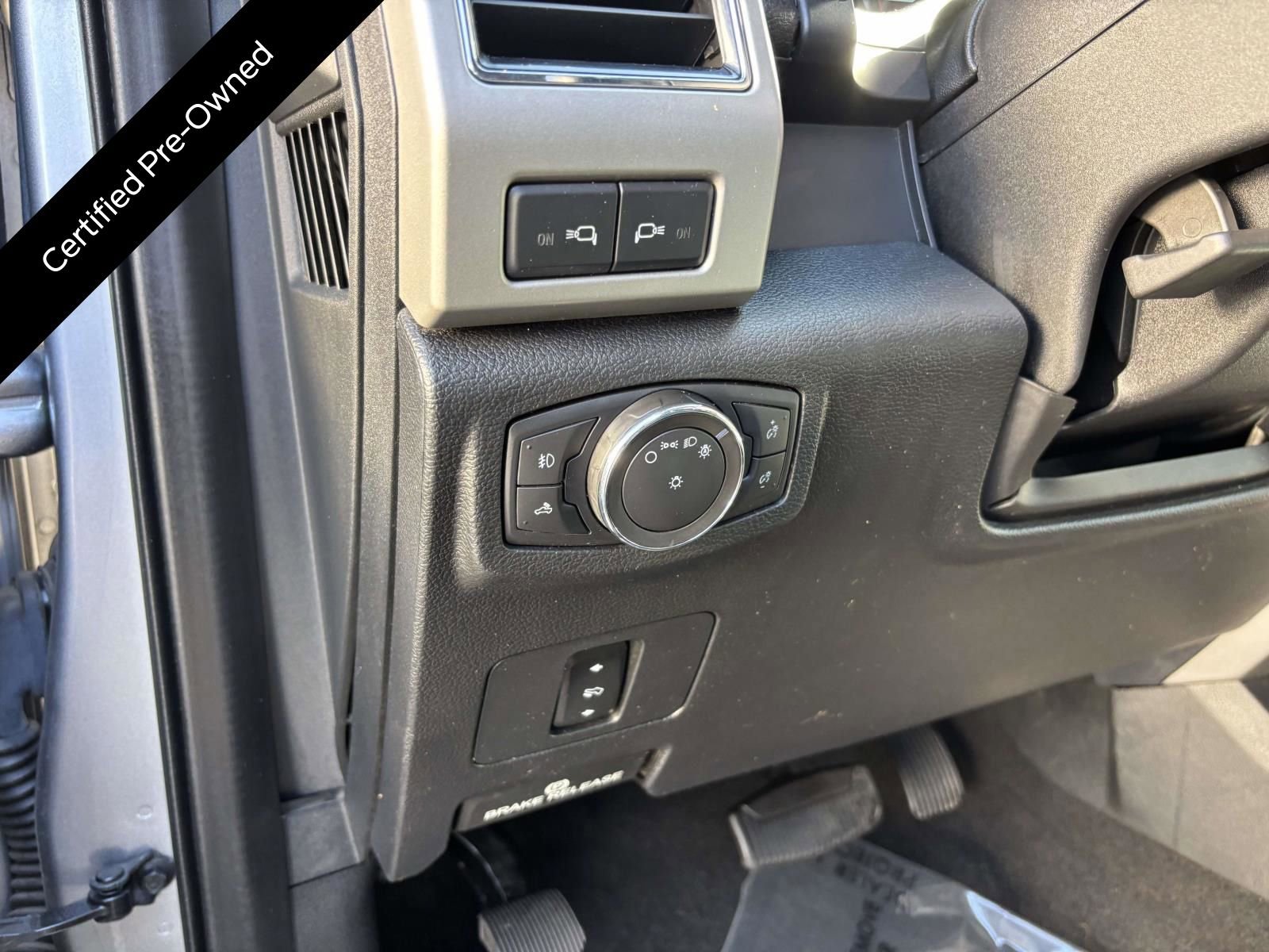 Certified 2021 Ford F250 Lariat w/ Lariat Value Package image 16