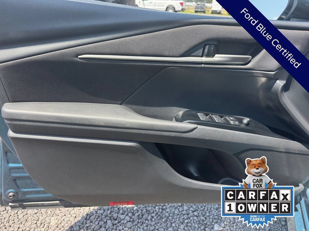 Used 2025 Toyota Camry LE FWD image 34