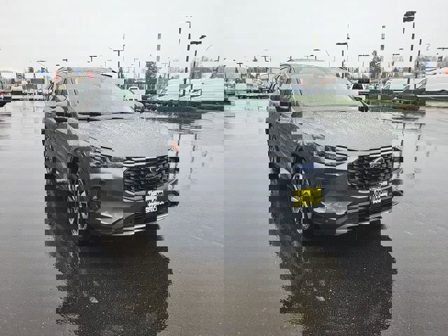 Certified 2024 Ford Escape Platinum image 10