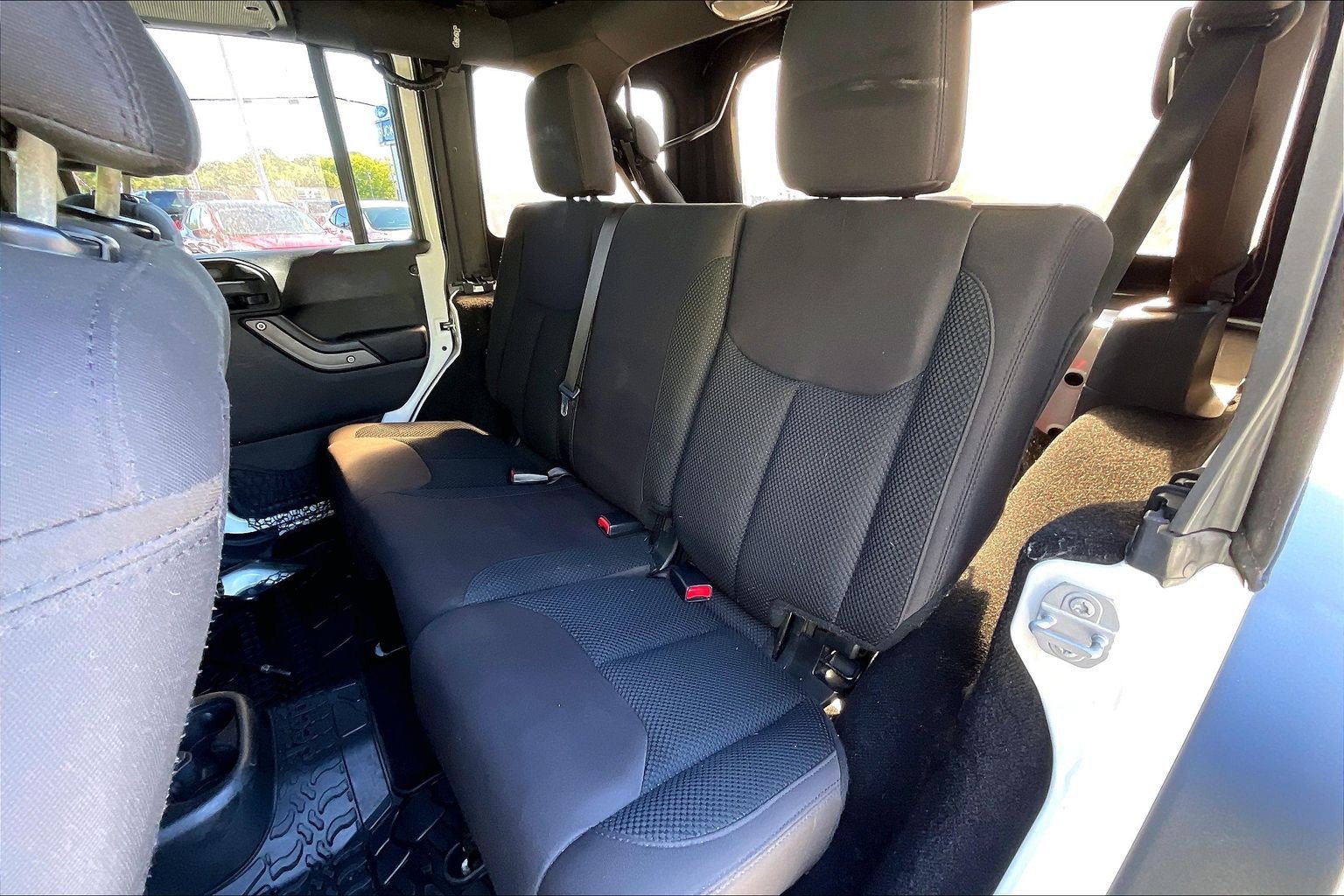 Used 2017 Jeep Wrangler Unlimited Sport AWD/4WD image 26