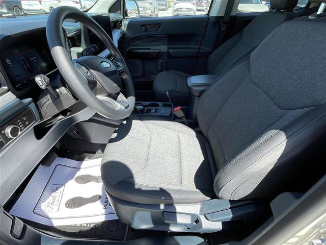 Certified 2025 Ford Maverick XLT w/ Black Appearance Package AWD/4WD image 13