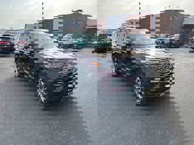 Certified 2022 Ford Explorer Limited w/ Equipment Group 301A