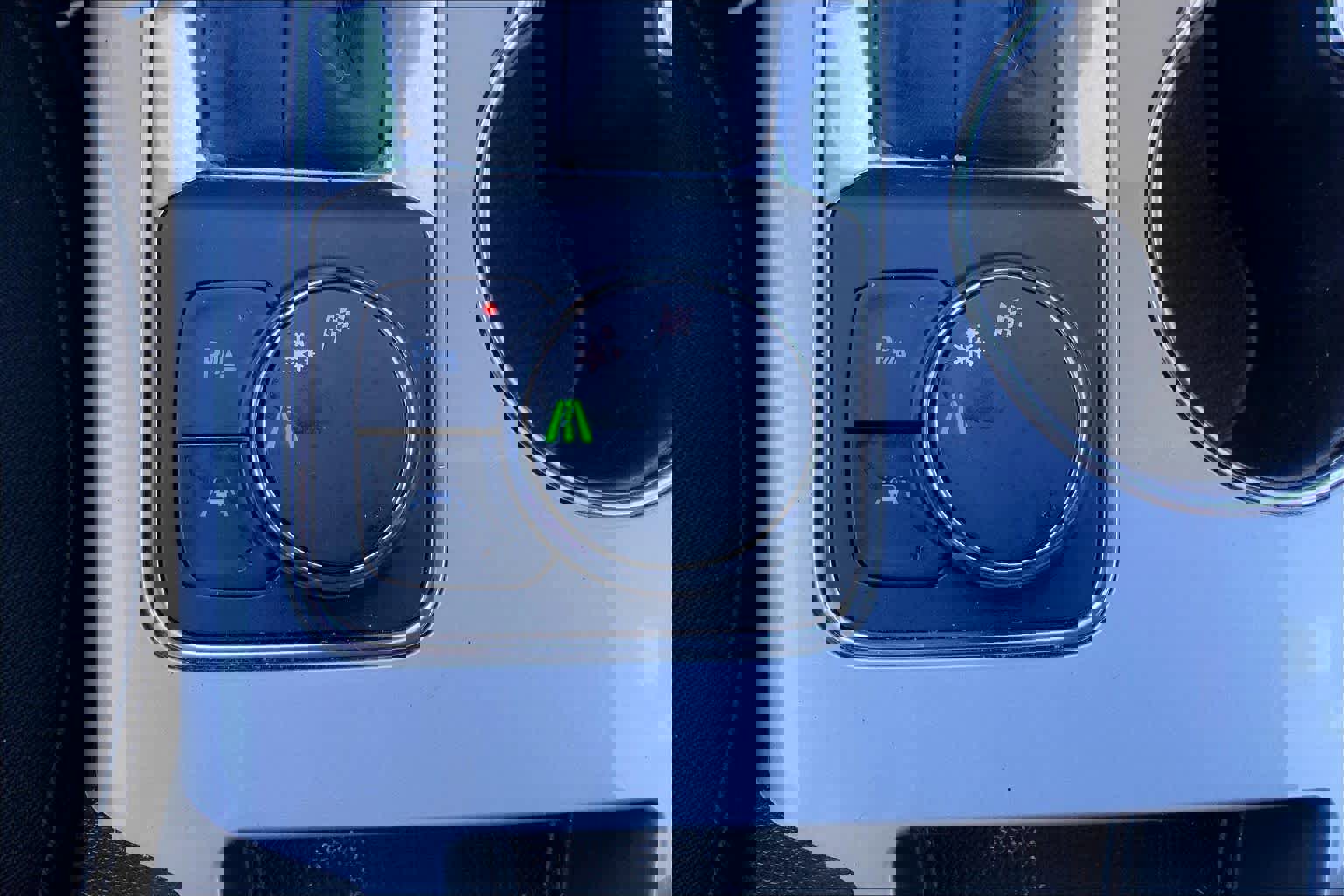 Used 2023 Chevrolet Blazer LT w/ Convenience Package image 35