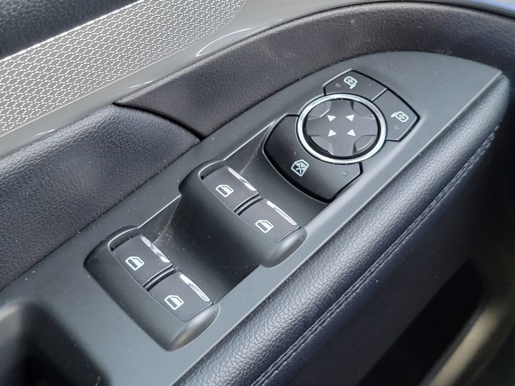 Certified 2017 Ford Explorer XLT w/ Equipment Group 202A image 27