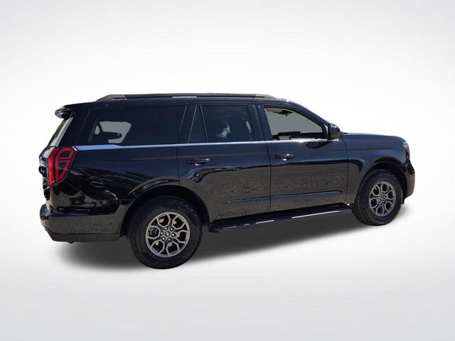 Certified 2025 Ford Expedition Active RWD image 9