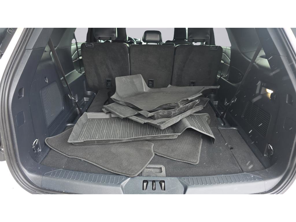 Certified 2025 Ford Explorer ST-Line w/ ST-Line Street Pack image 12