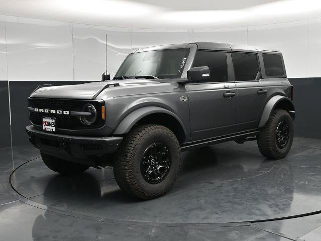 Certified 2022 Ford Bronco Wildtrak AWD/4WD image 5