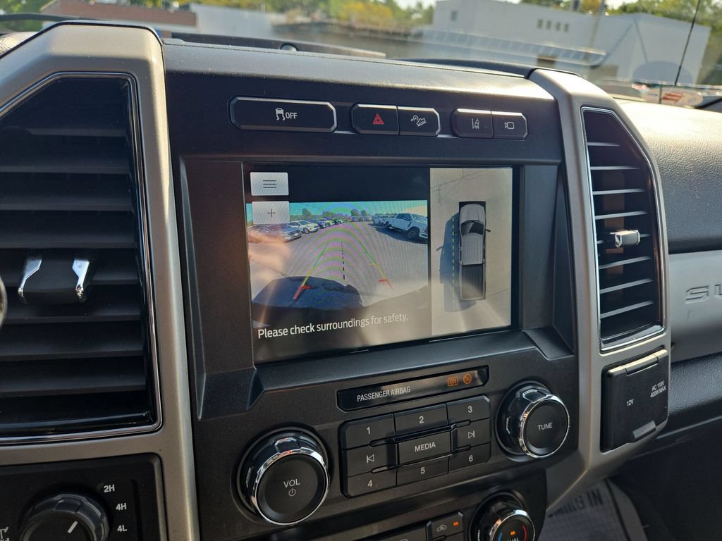 Certified 2020 Ford F350 Lariat AWD/4WD image 10