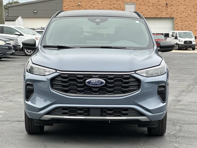 Certified 2024 Ford Escape ST-Line w/ Tech Pack #1 AWD/4WD image 8