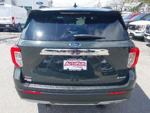 Certified 2022 Ford Explorer XLT w/ Equipment Group 202A AWD/4WD image 7