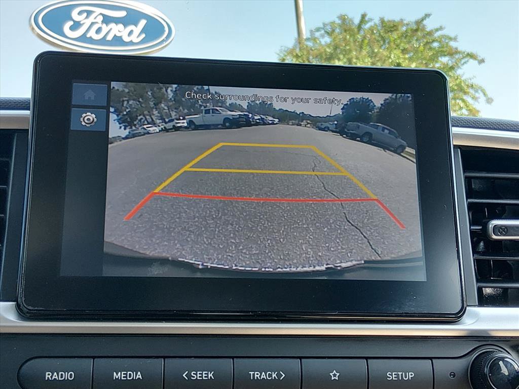 Used 2024 Hyundai Venue SEL FWD image 21