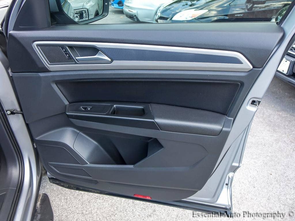 Used 2021 Volkswagen Atlas SE w/ Panoramic Sunroof Package AWD/4WD image 27