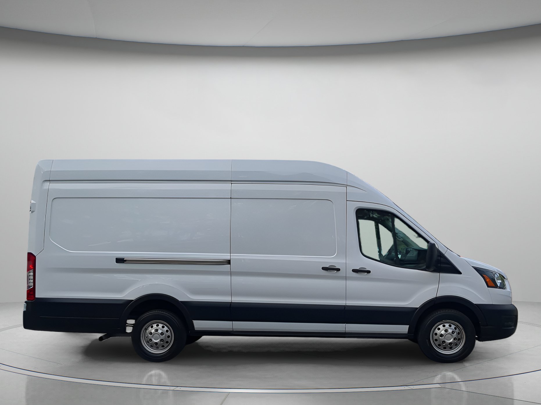 Certified 2022 Ford Transit 250 148 High Roof Extended AWD w/ Load Area Protection Package image 39