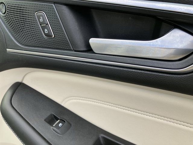 Certified 2024 Ford Edge Titanium image 21