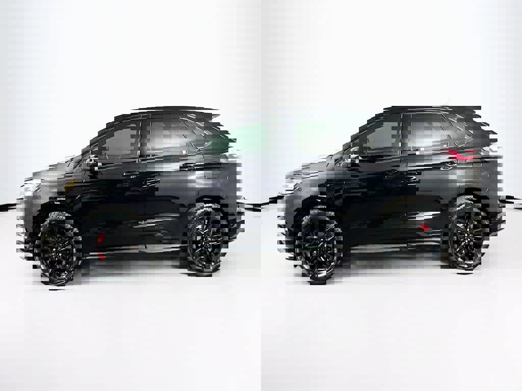 Certified 2021 Ford Edge ST w/ Equipment Group 401A image 3