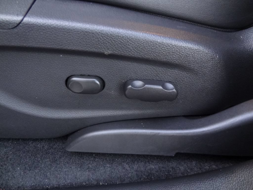 Used 2019 Buick Encore Preferred FWD image 7