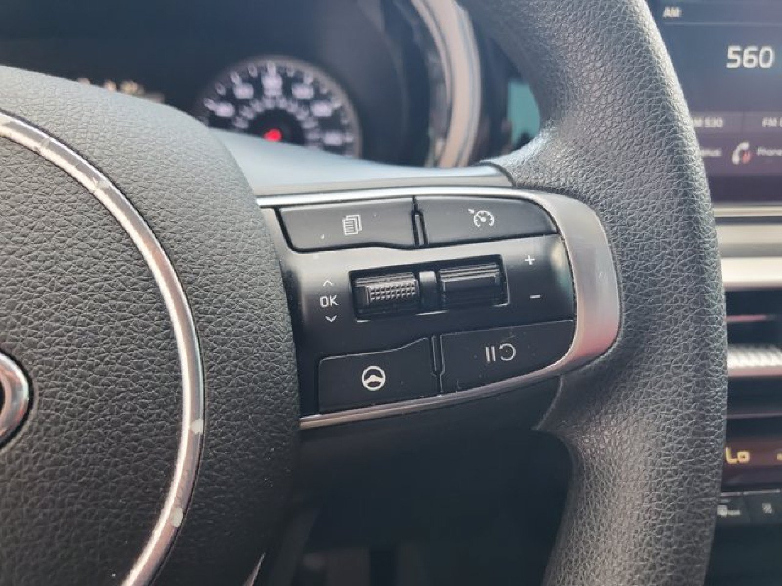 Used 2021 Kia K5 LXS FWD image 17
