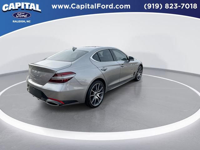 Used 2025 Genesis G70 2.5T image 8