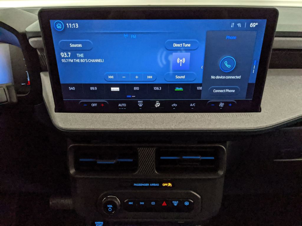 Certified 2025 Ford Maverick XLT w/ Equipment Group 302A AWD/4WD image 11