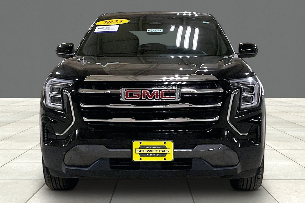 Used 2025 GMC Terrain Elevation AWD/4WD image 3