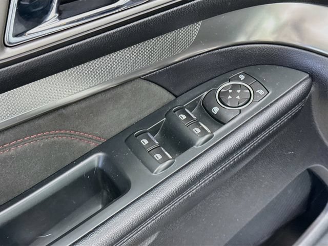 Certified 2019 Ford Explorer XLT w/ Equipment Group 202A AWD/4WD image 18