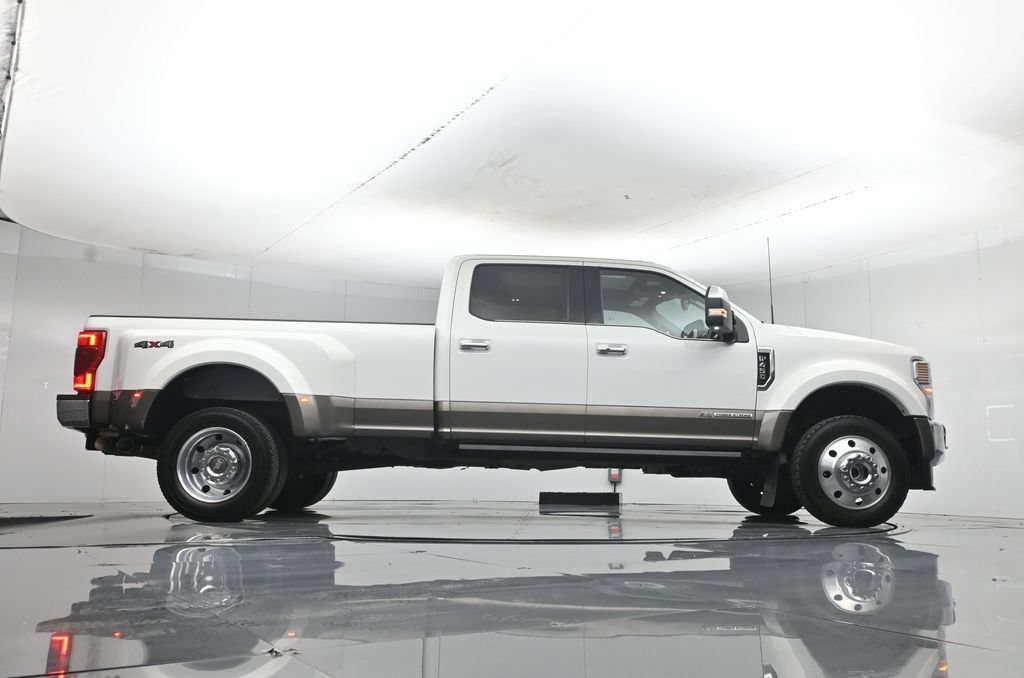 Certified 2022 Ford F450 King Ranch w/ King Ranch Ultimate Package AWD/4WD image 54