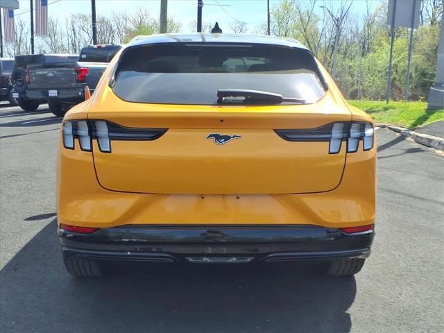 Certified 2022 Ford Mustang Mach-E Premium AWD/4WD image 21