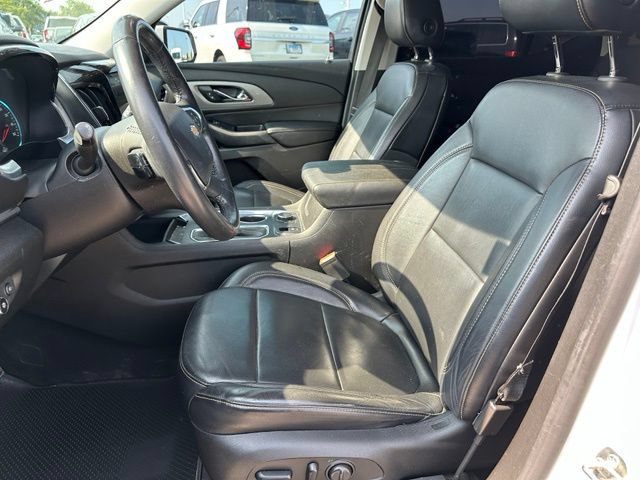Used 2019 Chevrolet Traverse LT w/ LT Premium Package FWD image 16