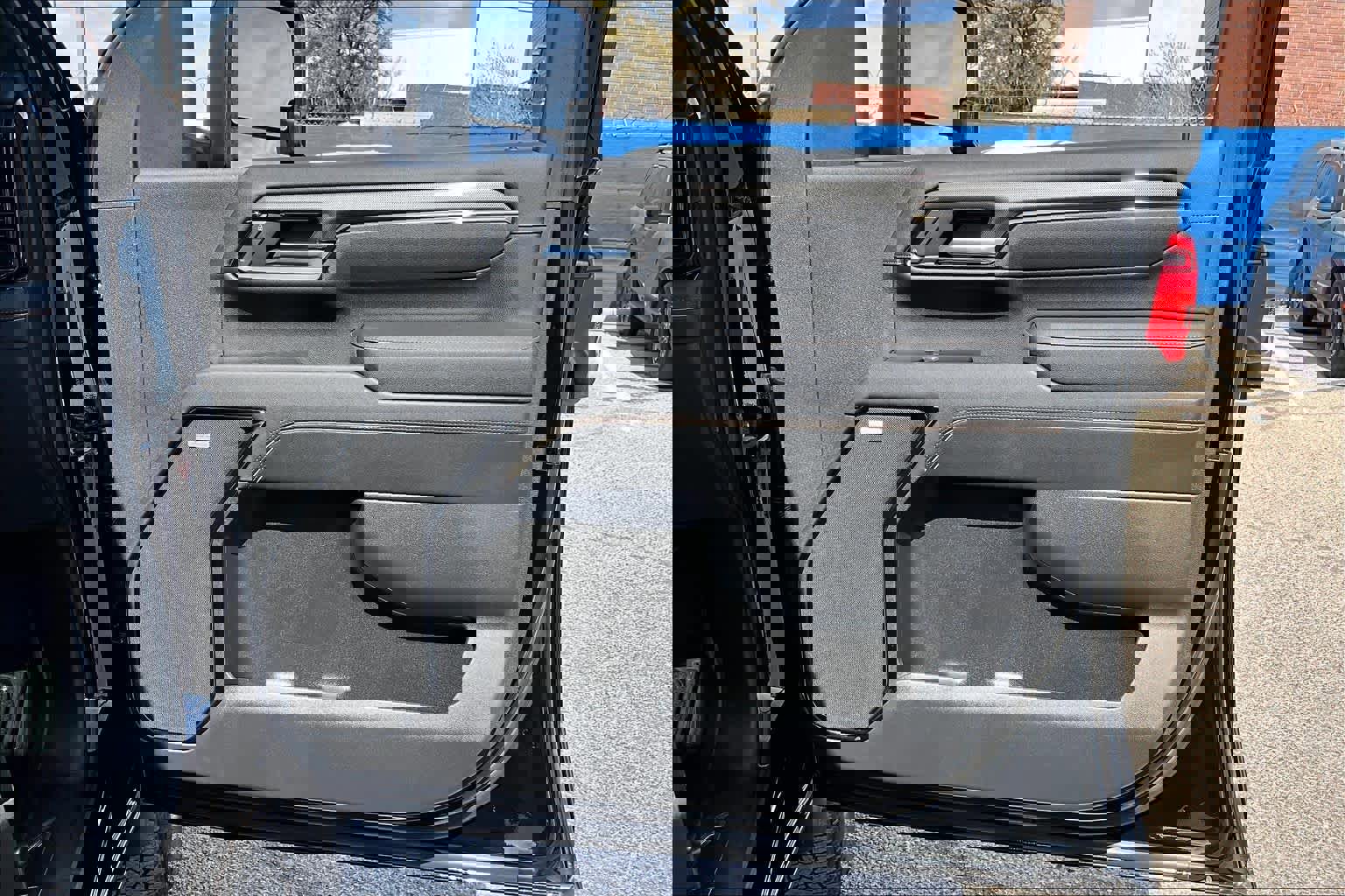 Used 2025 GMC Sierra 2500 AT4 w/ AT4 Premium Plus Package image 23