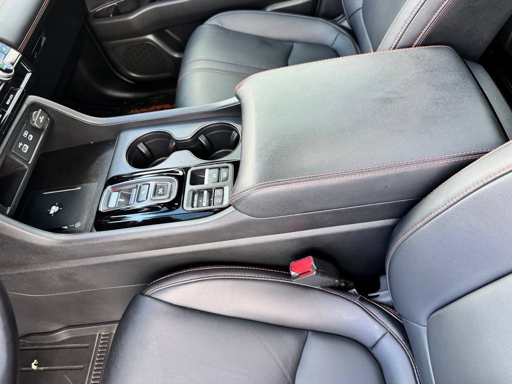 Used 2023 Honda Pilot TrailSport image 18