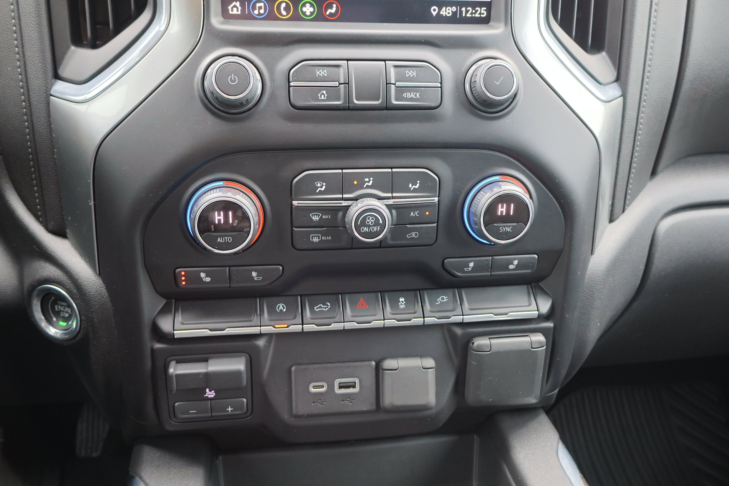 Used 2020 Chevrolet Silverado 1500 RST w/ Texas Edition image 23