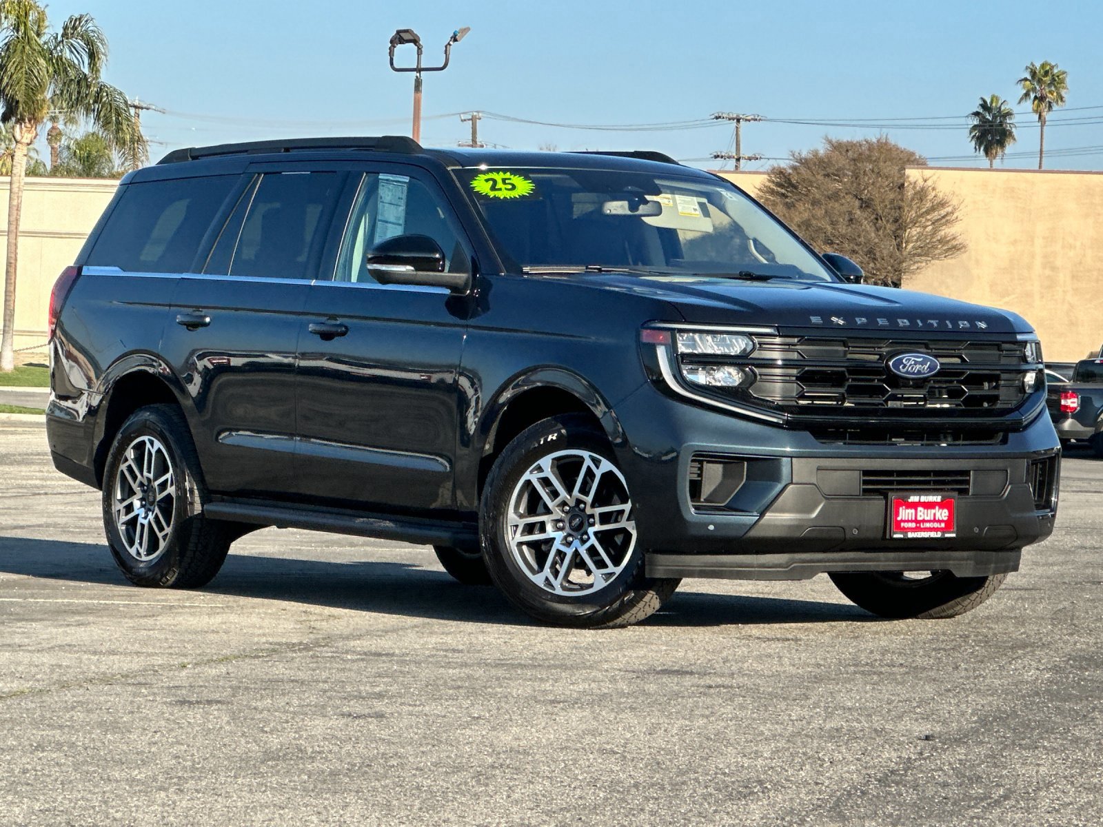 Certified 2025 Ford Expedition Active image 8