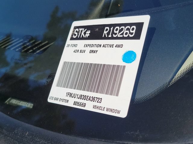 Certified 2025 Ford Expedition Active AWD/4WD image 31