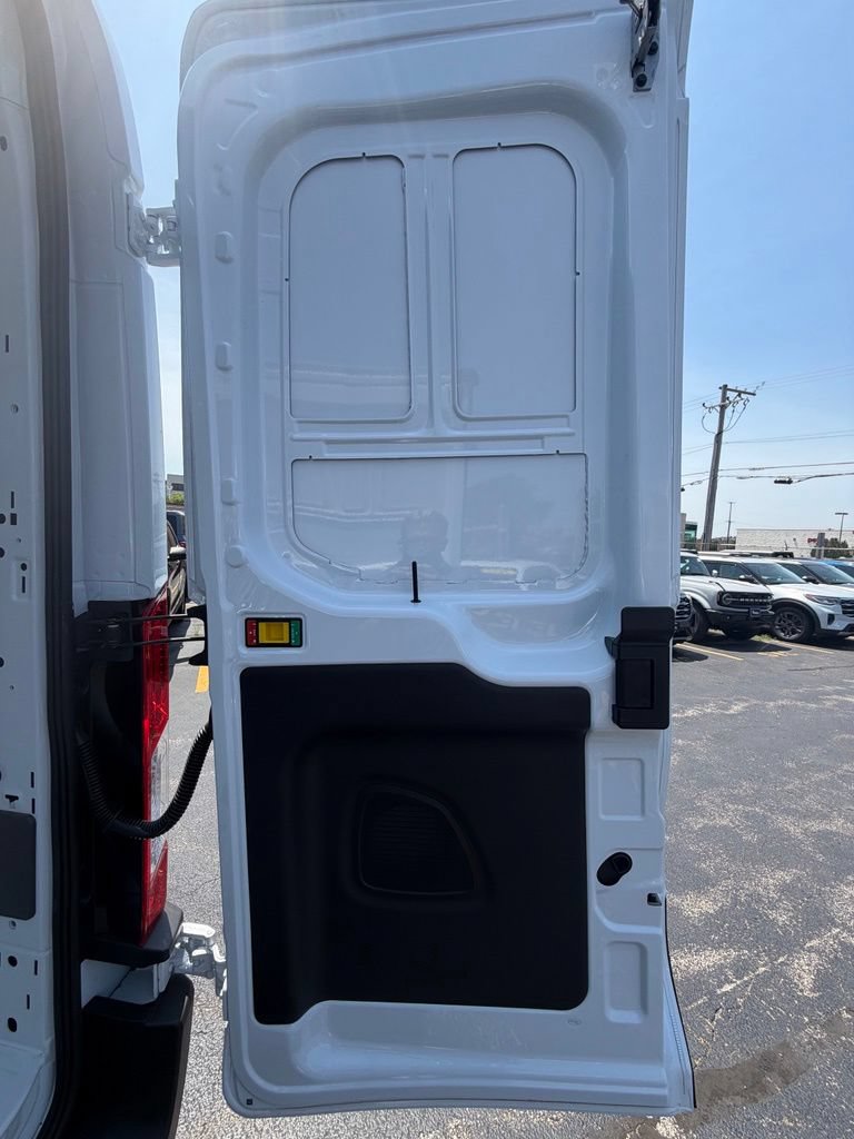 Certified 2026 Ford Transit 250 148 Medium Roof RWD image 26