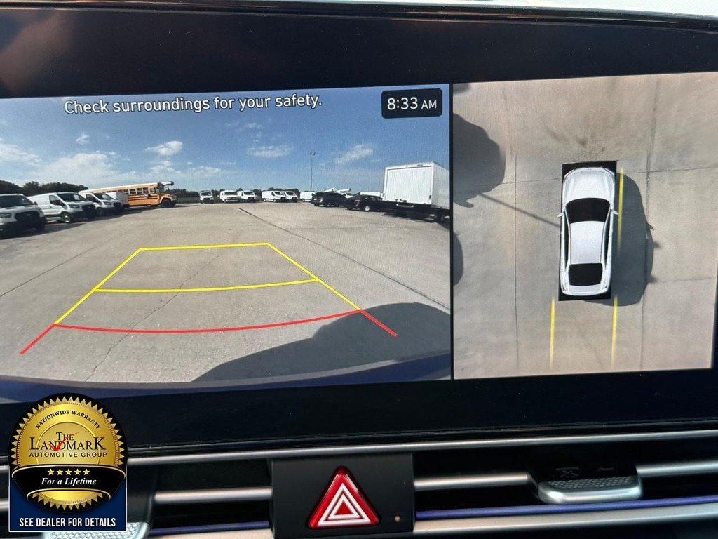 Used 2024 Hyundai Elantra Limited FWD image 13