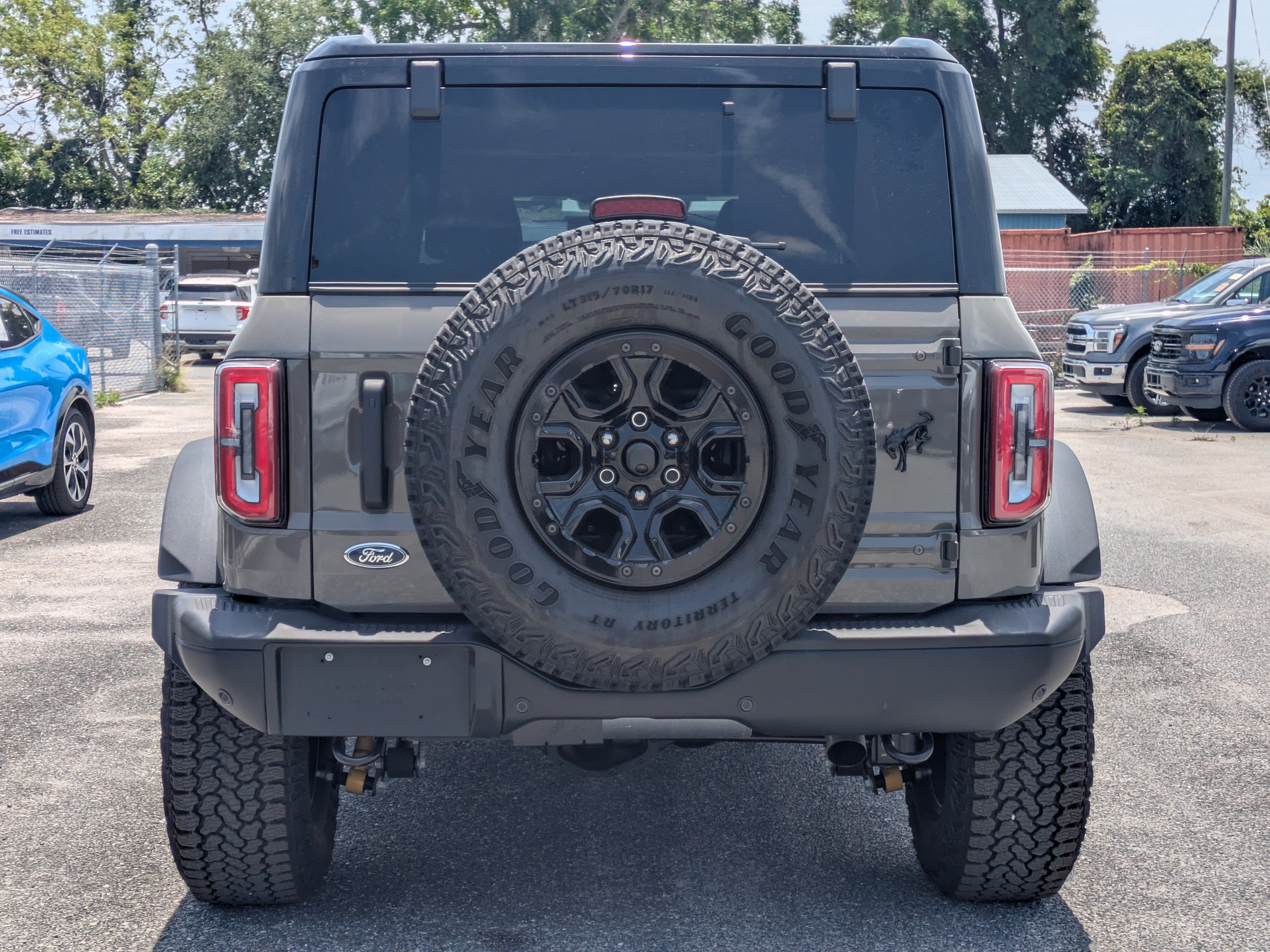 Certified 2025 Ford Bronco Badlands AWD/4WD image 5