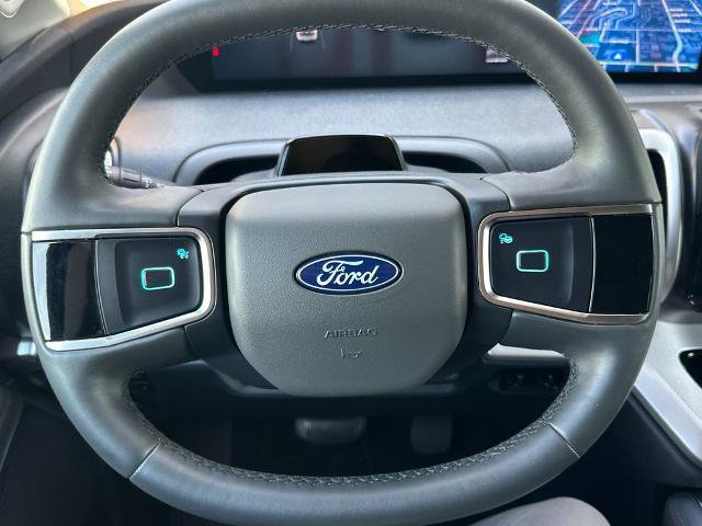 Certified 2025 Ford Expedition Active AWD/4WD image 22