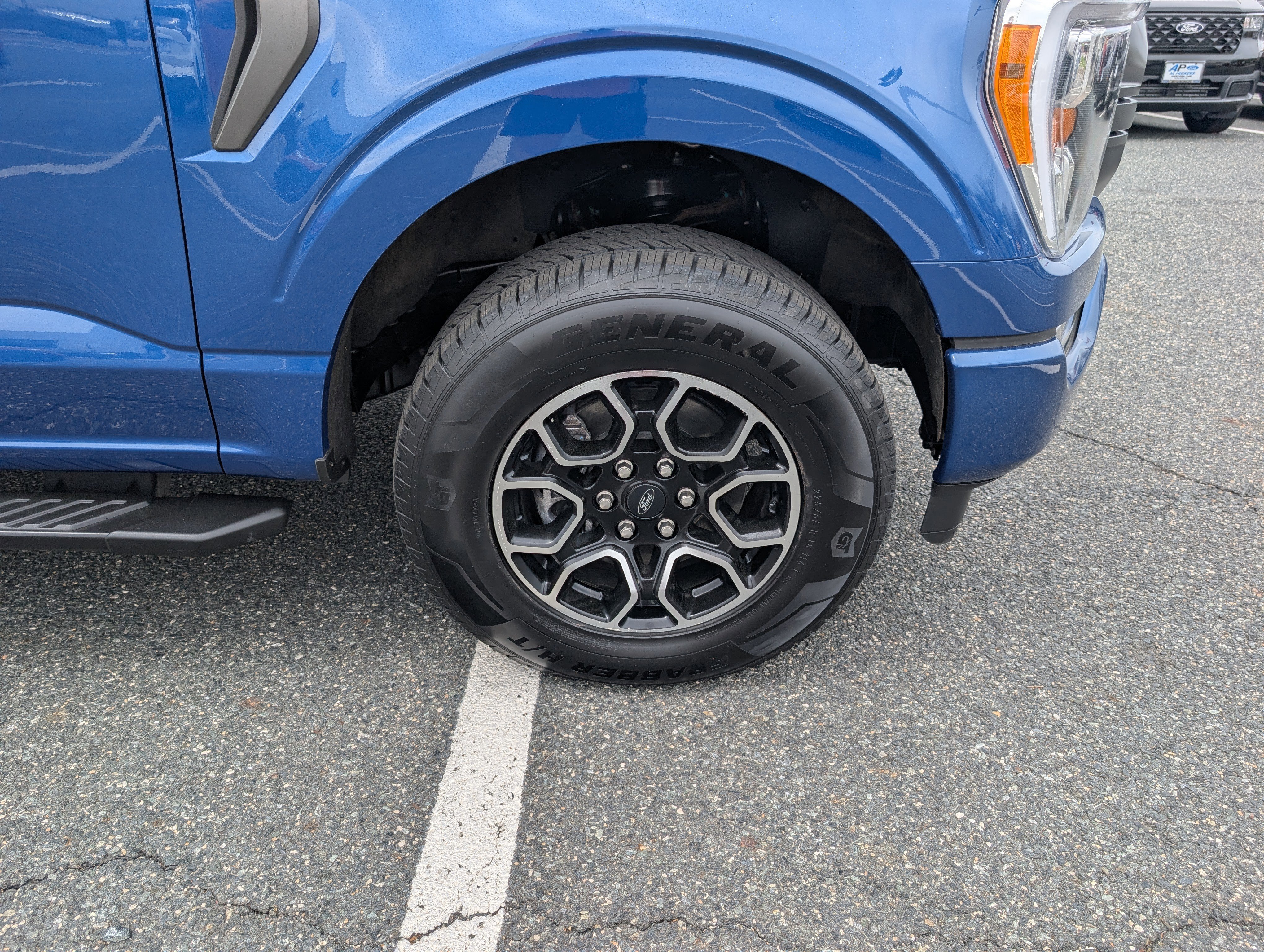 Certified 2022 Ford F150 XLT w/ Equipment Group 302A High image 9