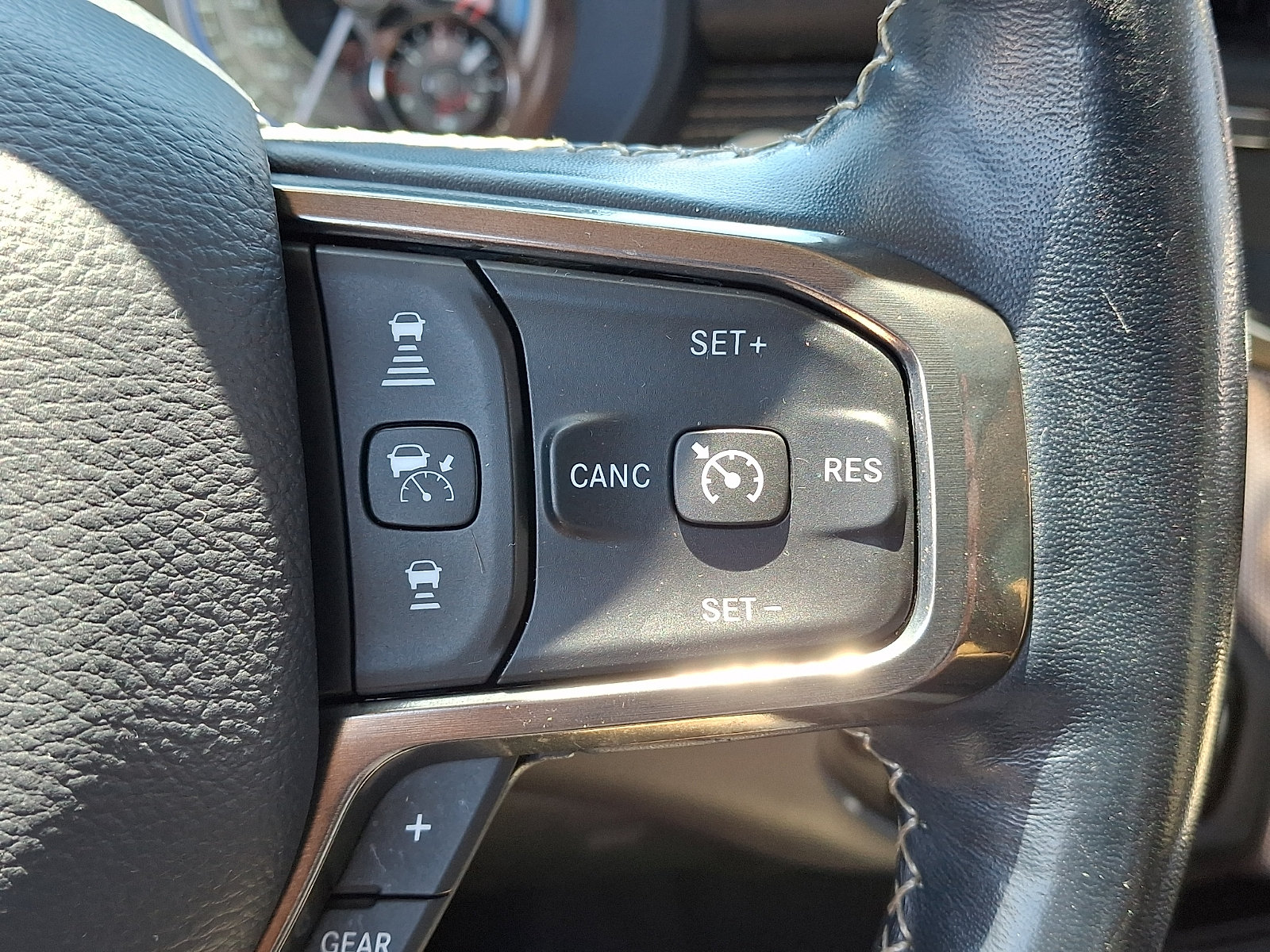 Used 2020 RAM 1500 Limited AWD/4WD image 29