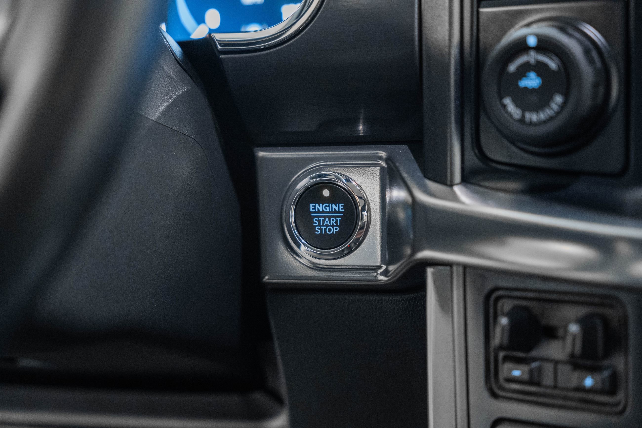 Certified 2023 Ford F150 Lariat w/ Equipment Group 502A High image 34