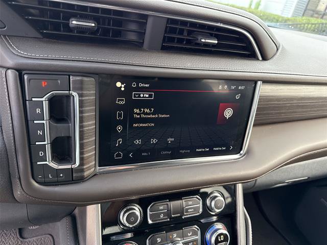 Used 2023 GMC Yukon Denali RWD image 8