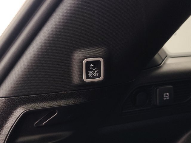 Used 2023 Jeep Grand Cherokee Altitude AWD/4WD image 17