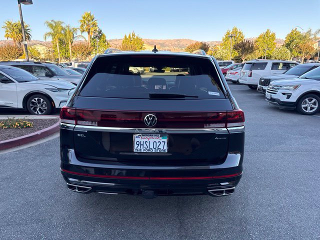 Used 2024 Volkswagen Atlas SEL Premium R-Line AWD/4WD image 7