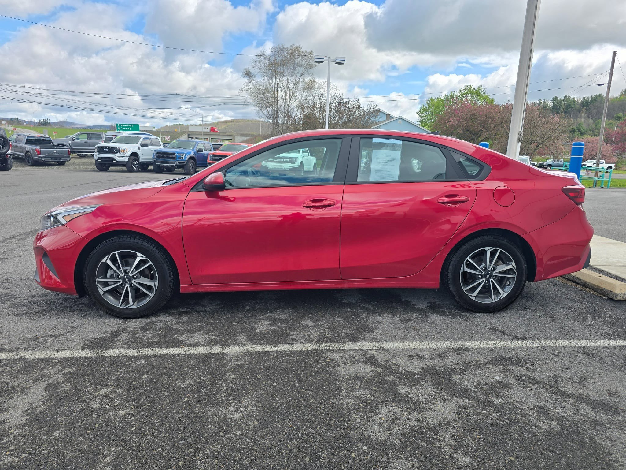 Used 2023 Kia Forte LXS FWD image 6