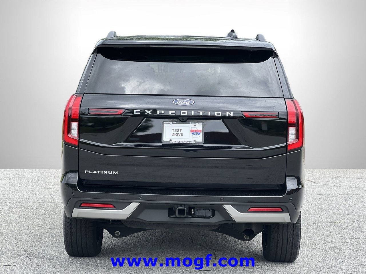 Certified 2025 Ford Expedition Platinum w/ Driver's Package AWD/4WD image 29
